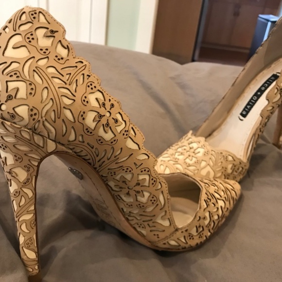 Gorgeous, never worn, Alice + Olivia heels! - Picture 2 of 2